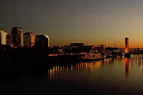 tower bridge in Sacramento